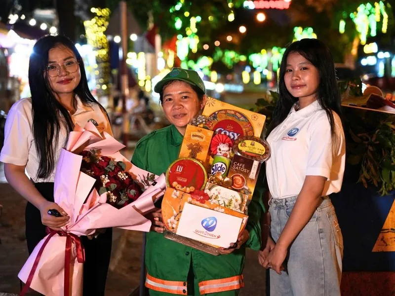 Biểu tượng câu hỏi thường gặp và hỗ trợ